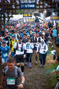 BIB: 000, 101, 44023, 417, 1457
                            <button type="button" onclick="openModal(13426089)" class="btn btn-primary btn-sm float-right btn-popup" data-toggle="modal" data-target=".modal-high-quality">
                        <i class="fas fa-shopping-cart"></i> Add to Cart
                    </button>
                                            <button type="button" onclick="isThisMe(13426089, true)" class="btn btn-success btn-sm float-right btn-popup btn-isme hidden" data-toggle="tooltip" data-placement="bottom" title="นี่คือรูปของคุณใช่ไหม คลิกที่นี่เพื่อเอาเข้าอัลบั้ม">
                        <i class="fas fa-plus"></i> Add to album
                    </button>
                    <button type="button" onclick="isThisMe(13426089, false)" class="btn btn-warning btn-sm float-right btn-popup btn-isnotme hidden">
                        <i class="fas fa-ban"></i> Remove from album
                    </button>